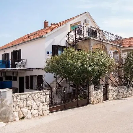 Fidelis - Two Bedroom With Terrace And Pool View 5 Apartment Trogir
