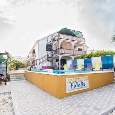 Fidelis - Two Bedroom With Terrace And Pool View 5 Apartment