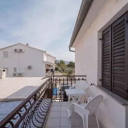 Apartment Fidelis - Two Bedroom With Terrace And Pool View 5 *